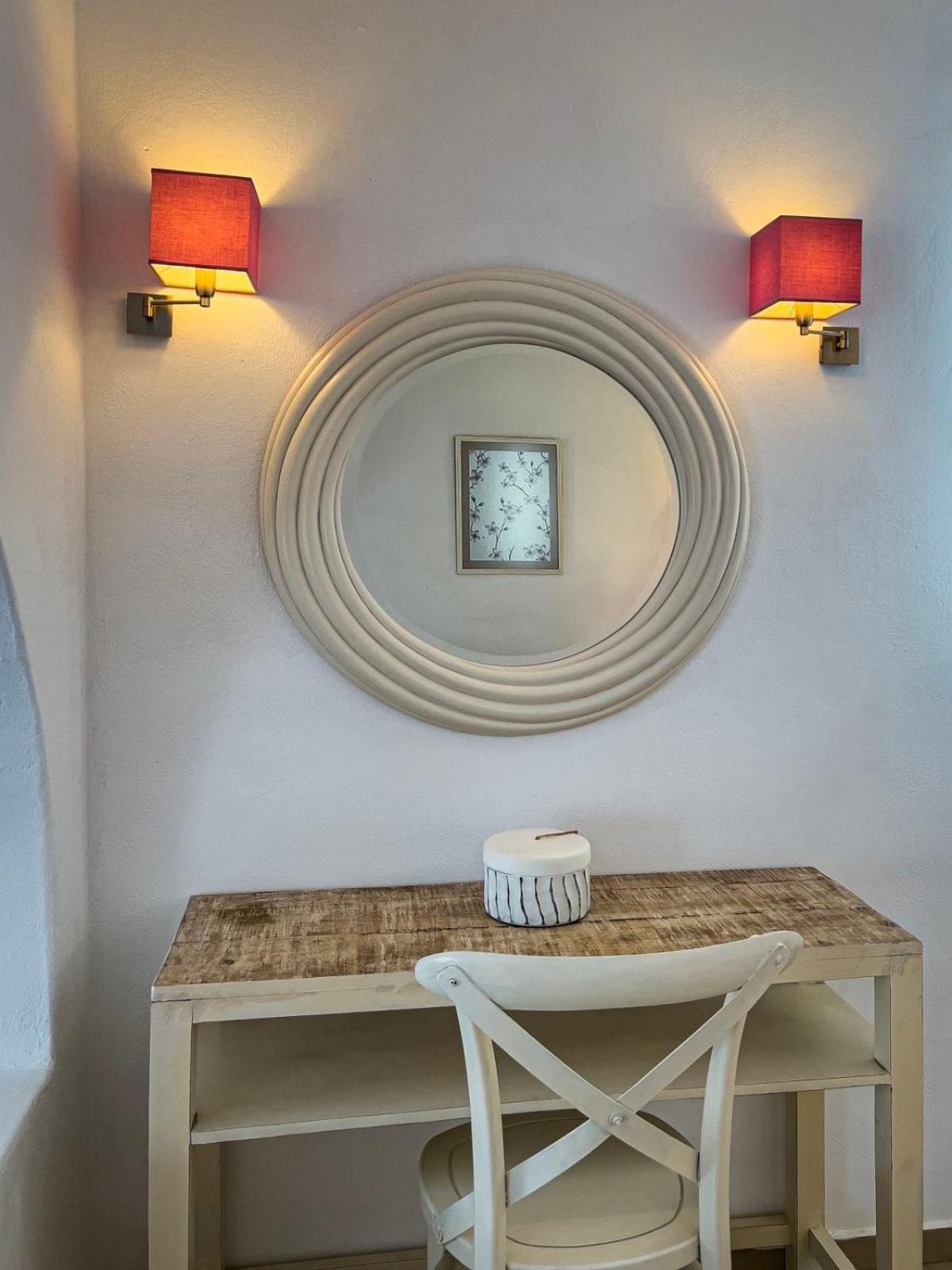 Aspalathras White Hotel Folégandros Extérieur photo
